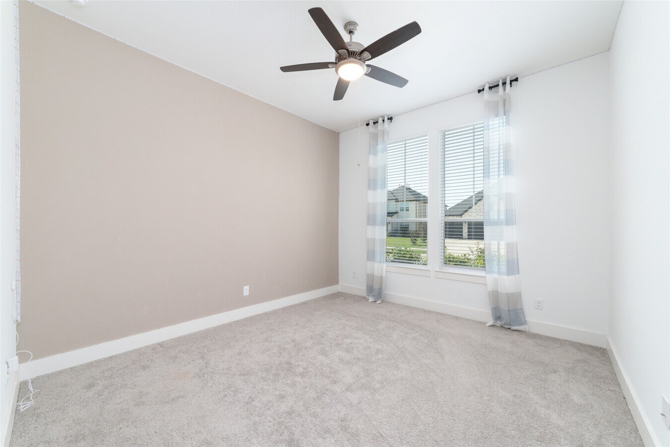 Photo - 32018 Crested Knl Ct