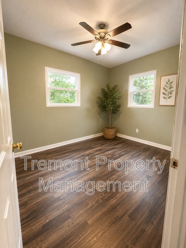 Photo - 4607 Highland Ave