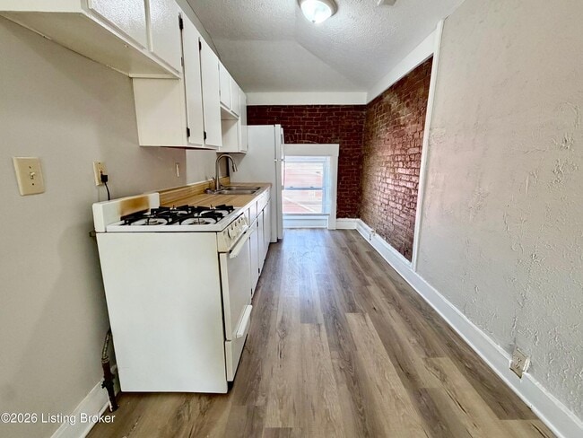 1507 W Jefferson St Unit 3