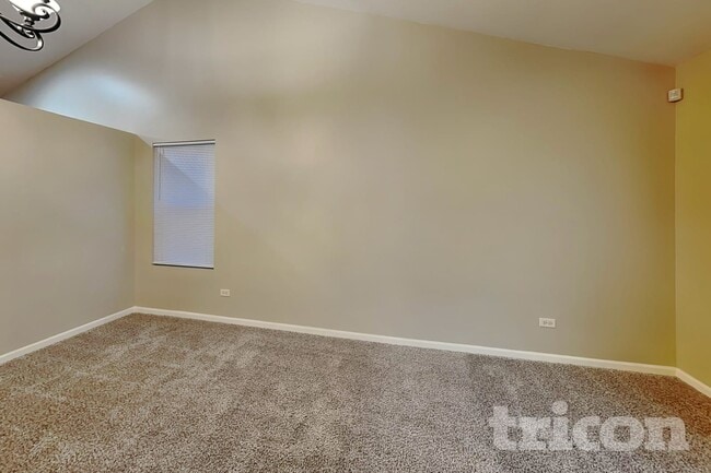 Photo - 8007 Shady Oak Rd