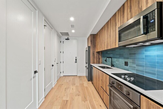 Photo - 84 East Ave Unit 2108