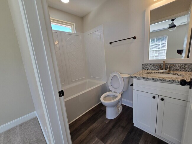 2 Bedroom Townhomes Near Downtown Mebane for $1495