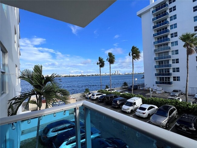 Photo - 7501 E Treasure Dr Unit 2C