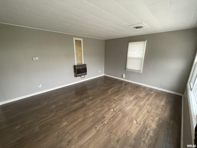 Photo - 103 Cherry Ln