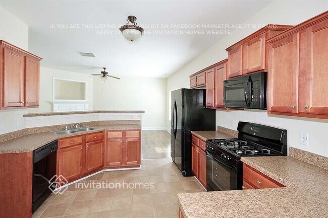 Photo - 134 Lynnfield Cir SE