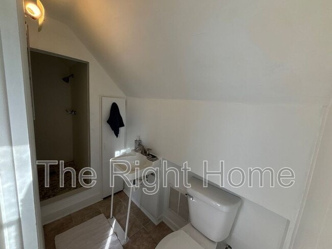 Photo - 3021 Harney St Unidad Apt 3