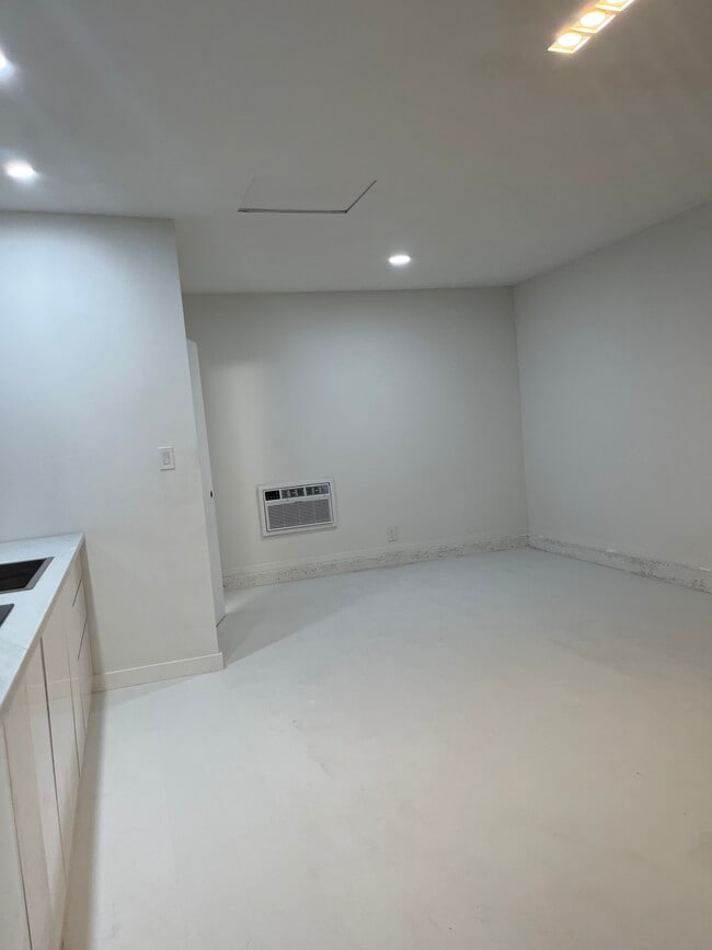 Photo - 365 Morrison Canyon Rd