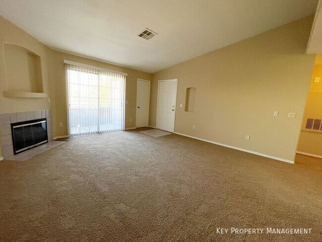 Photo - 4730 E Craig Rd Unit #2150