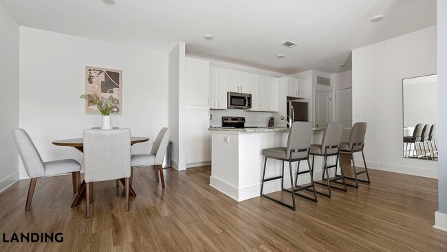 Photo - 5209 Craftsman Dr Unit 700-300