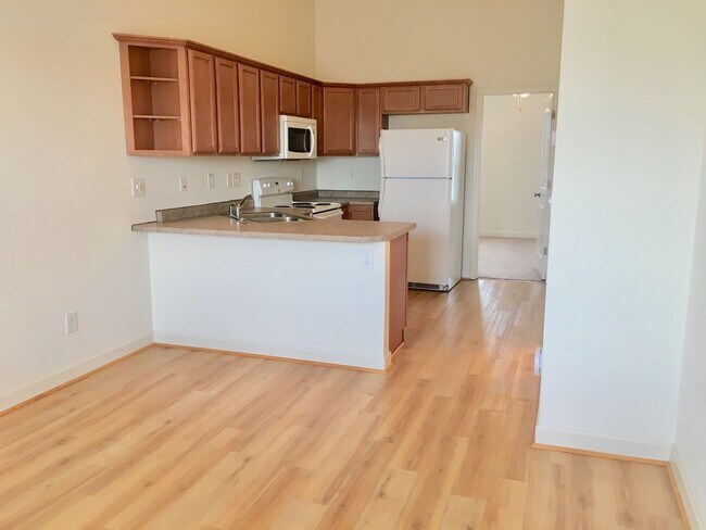 Photo - 914 Brawley School Rd