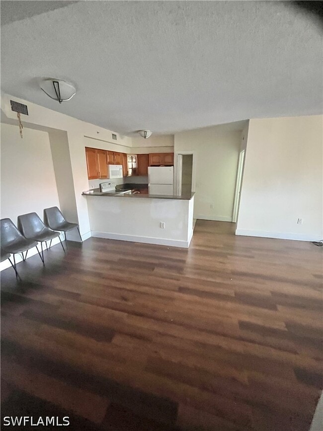 1115 Reserve Ct Unit 102