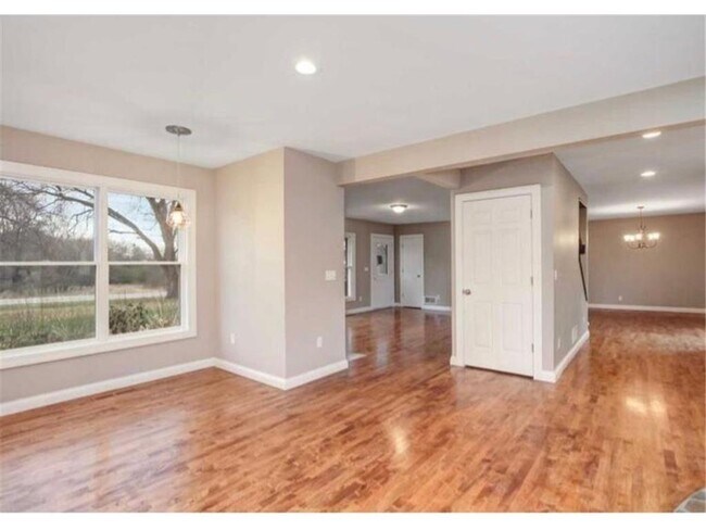 Photo - 1809 Baker Park Rd