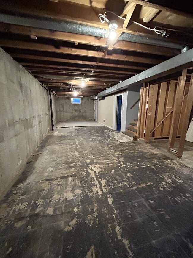 Photo - 16534-16103 103 Ave NW