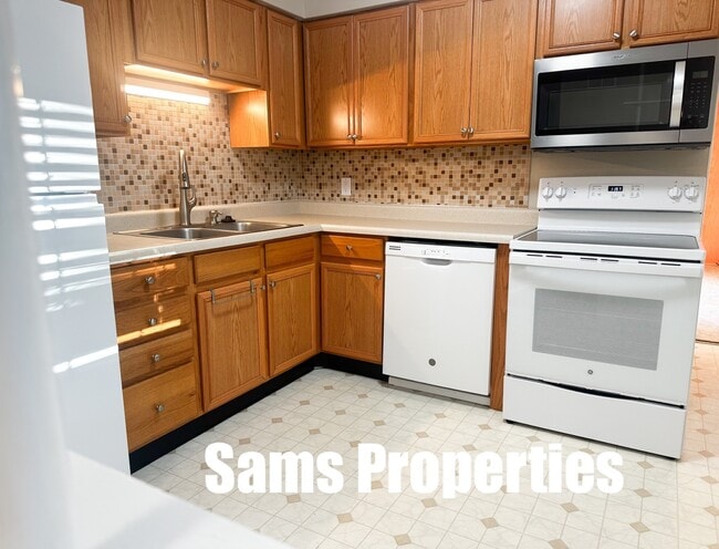 Photo - 2601 Fair Oaks Dr