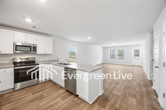 Photo - 1707 King Oaks Lp