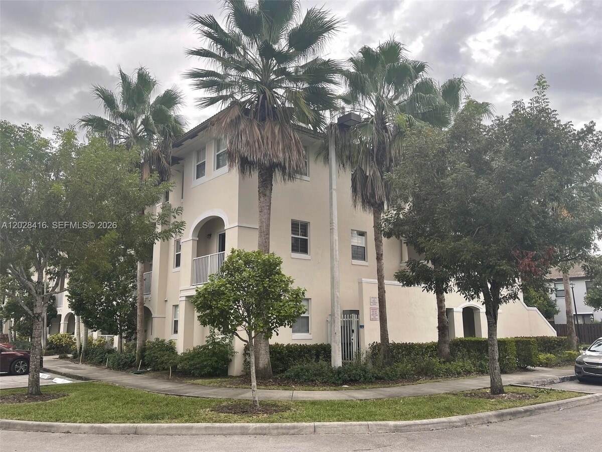 Photo - 11601 NW 89th St Unit 225