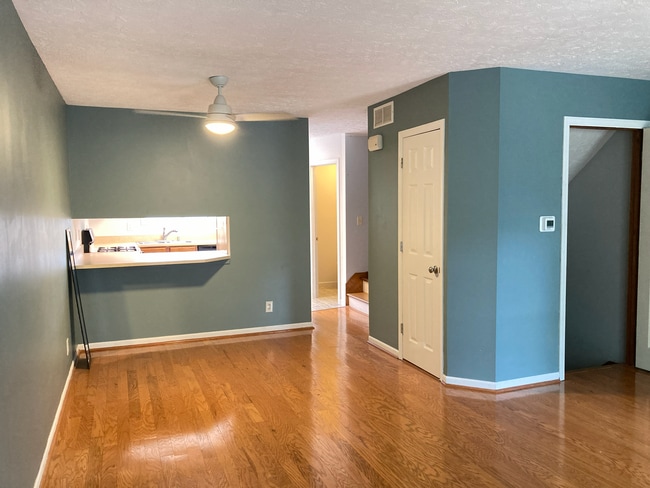 Photo - 1136 Anthrop Dr