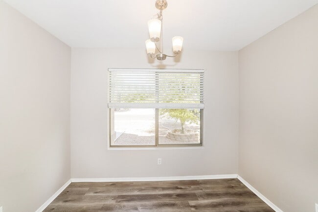 Photo - 13833 W Keim Dr