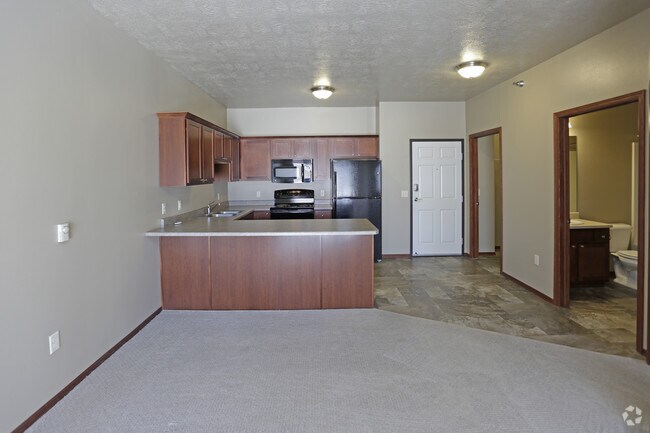 1BR, 1BA - 610 SF