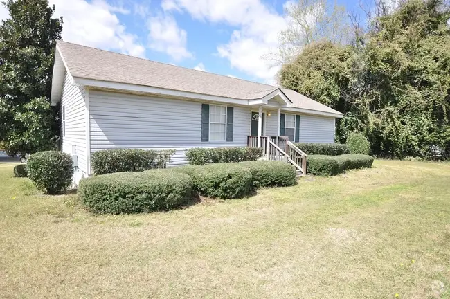 Building Photo - 1900 Lee Rd 61 Rental