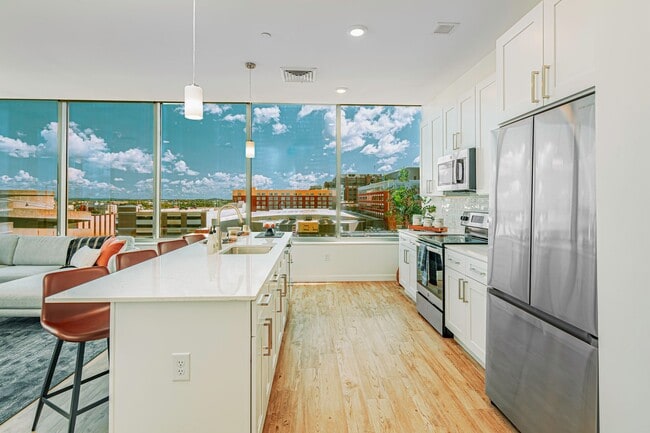 Photo - The Hamilton at Grand Plaza