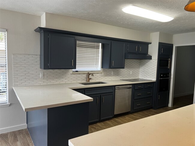 Photo - 21415 Park Willow Dr