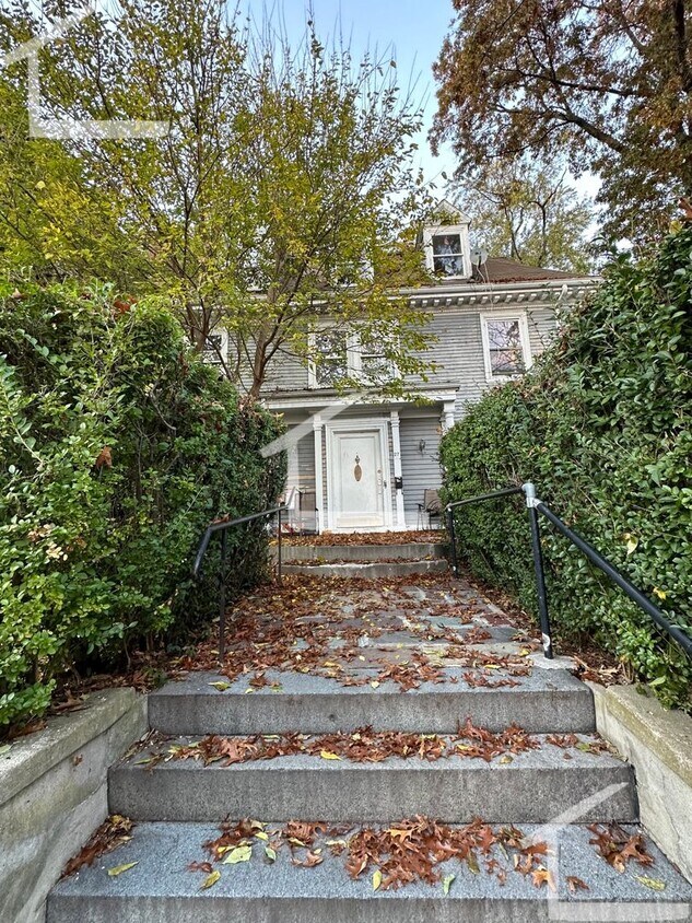 10 Bedroom - 10 Bedroom