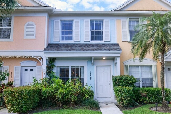 Photo - 16686 Hemingway Dr Townhome