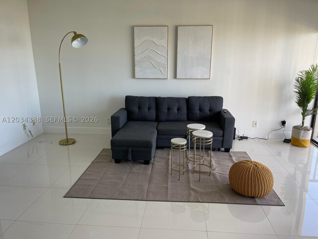 Photo - 20335 W Country Club Dr Unit 1701