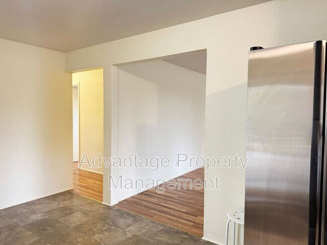 Photo - 2315 NW Circle Blvd