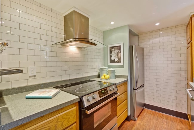 Photo - 5194 Makati Cir