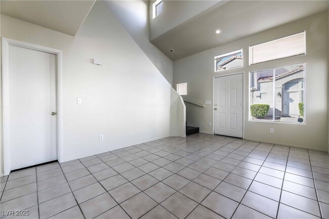 Photo - 6833 Coral Rock Dr
