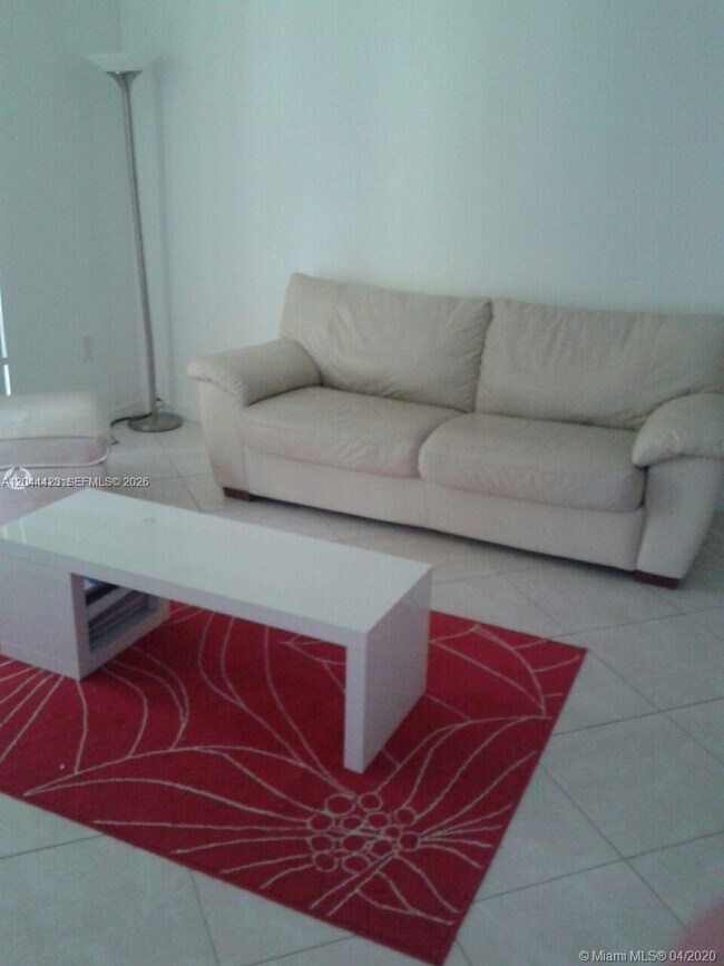 19501 E Country Club Dr Unit 104