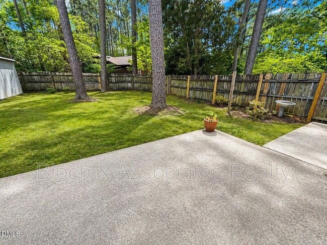 Photo - 200 Westbrook Dr
