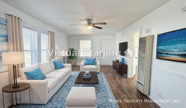 Photo - 420 W Lynn St