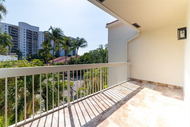 Photo - 21387 Marina Cove Cir