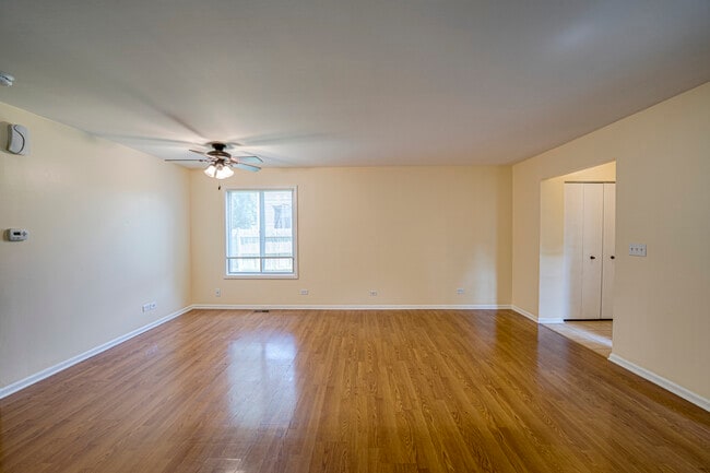 Photo - 1130 Brockton Ct