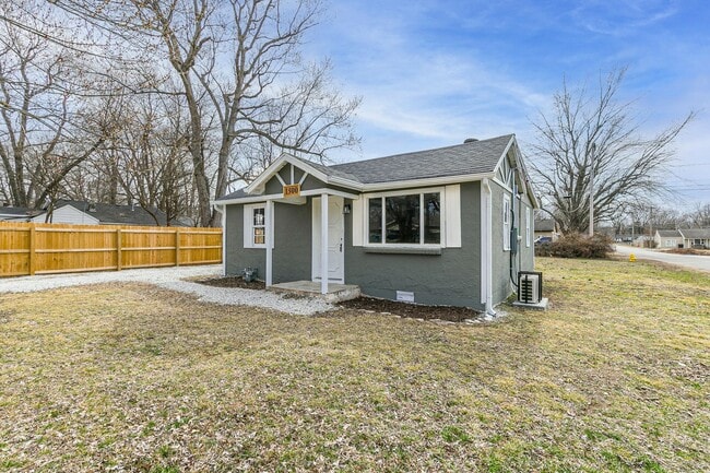 Photo - 2 Bedroom 1 Bathroom Home Located within w...