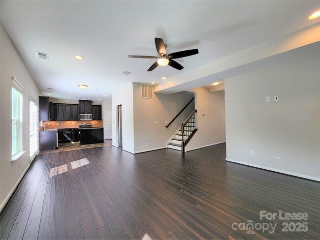 Photo - 1295 Farm Branch Dr SW