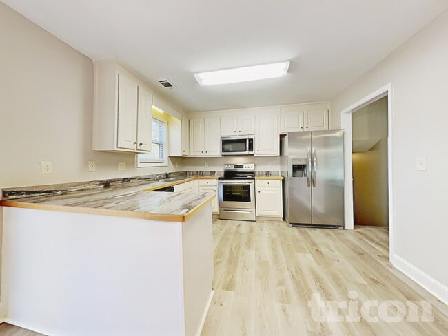 Photo - 1656 Deer Creek Ln