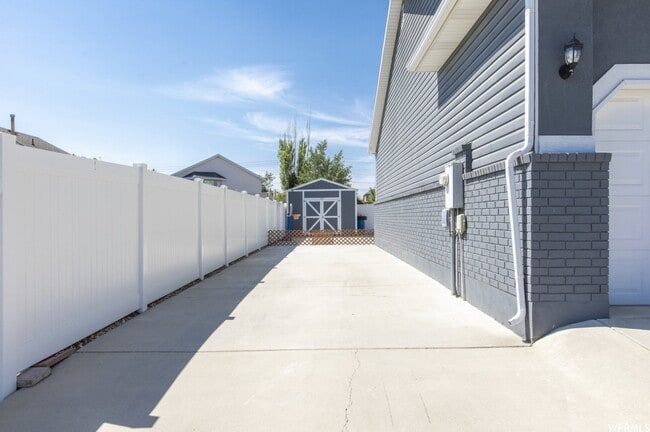 4291 Campden Dr