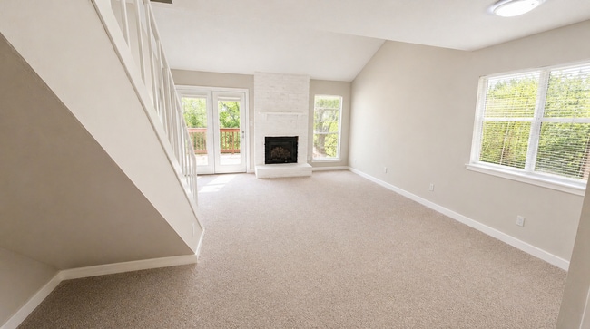 Building Photo - 1711 Burton Dr Unit B
