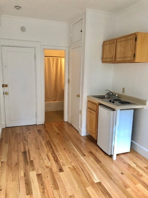 248 Newbury St Unit 12