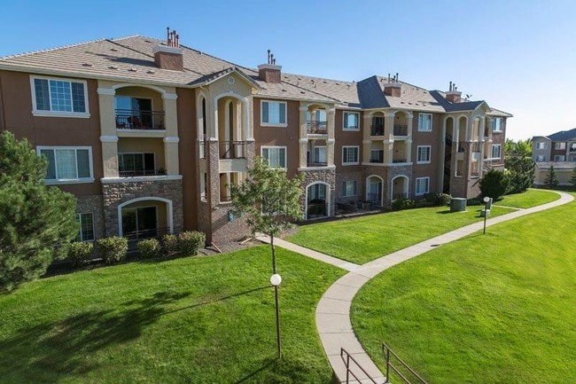 Stonegate Apartments