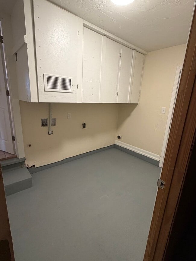 Photo - 1400 Rickey Rd