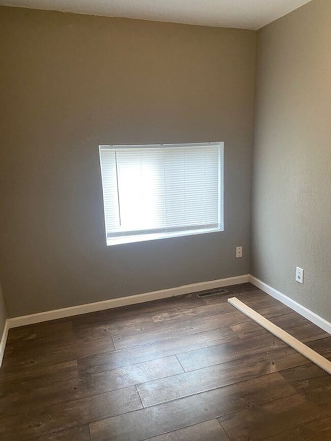 Photo - 3 Bedrooms, 2 Bathrooms Single Family Home in Staples, MN