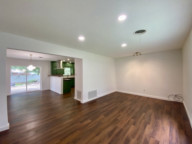 Photo - 507 Brasell St