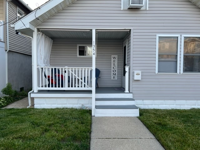 Building Photo - 1354 Simpson Ave Unit 1354 simpson