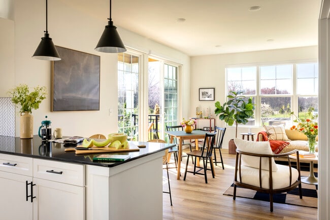 Building Photo - Beacon Hill Rental
