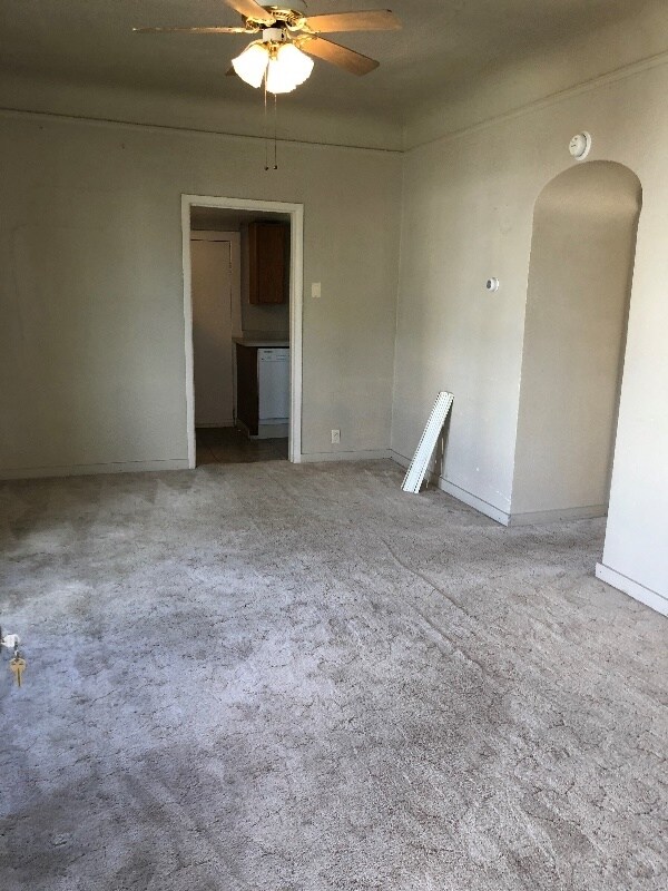 Photo - 746 Cook Ave